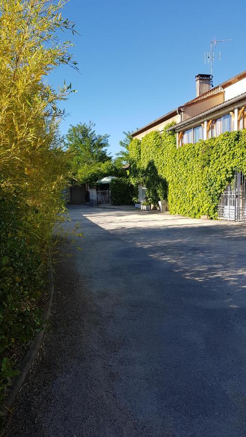 Gite Mercuès Dış mekan fotoğraf